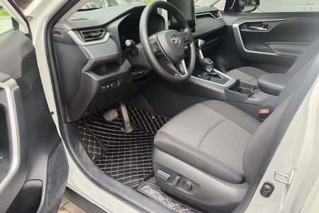 遵义二手丰田RAV4荣放 2020款 双擎 2.5L E二手CVT 两驱 精英版