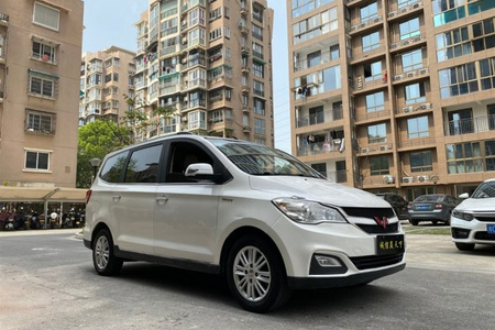 荆门二手五菱宏光S 2016款 1.2L 手动 基本版